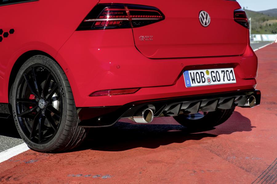 Детали экстерьера Volkswagen Golf GTI TCR 3-Door (Typ 5G) 2019 года  (WW) (фото 61 из 107)